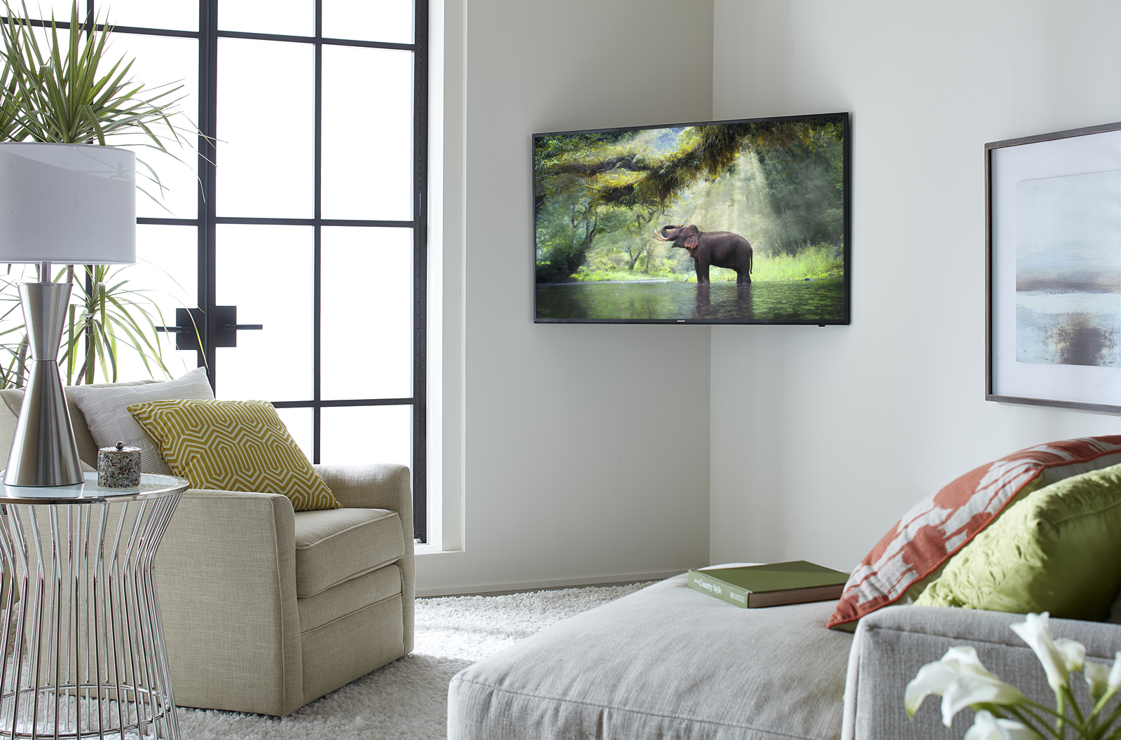 27 Modern TV Mount Ideas for the Living Room and Beyond [PHOTOS]